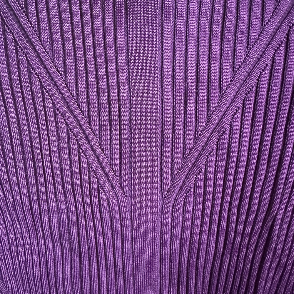 White House Black Market Rich Purple Mauve Turtleneck Sweater - Picture 6 of 7
